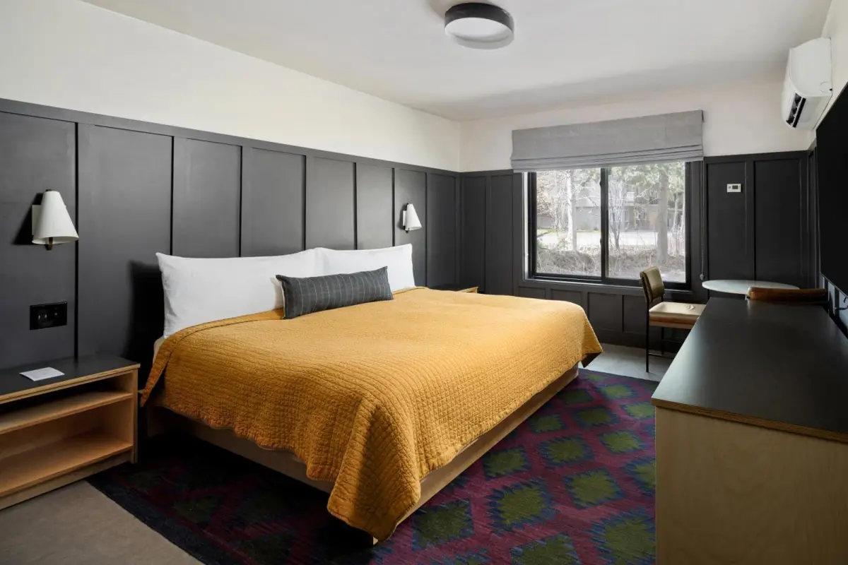 The Coachman Hotel Main image